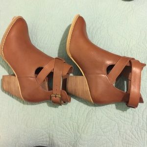 Reba Brown Ankle Boots!